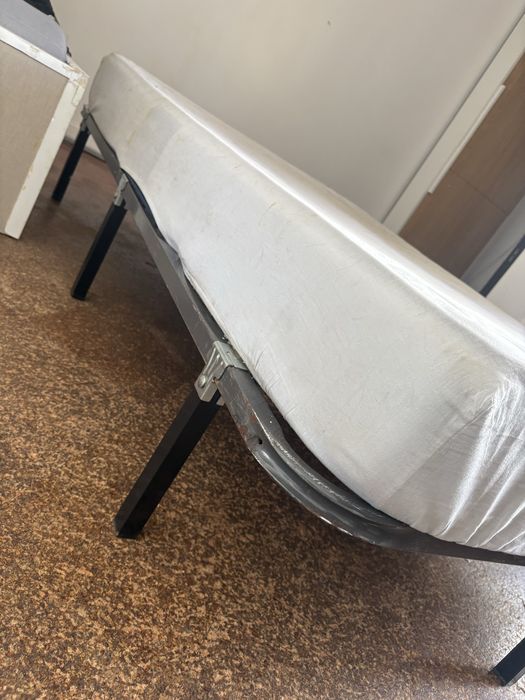Cama de casal boa