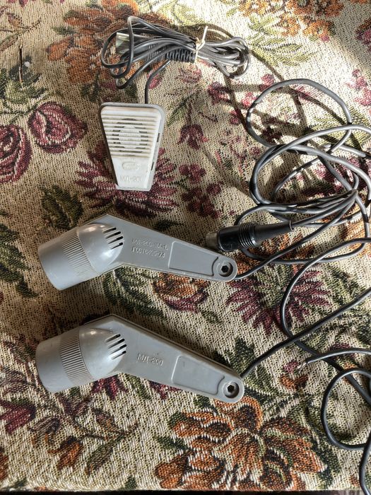 Продам мікрофони