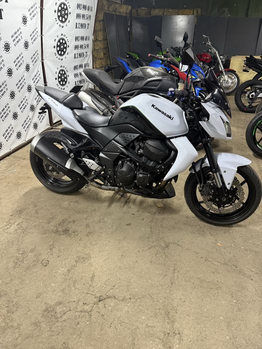 Мотоцикл Kawasaki Z750 из Японии Кавасаки Зет 750