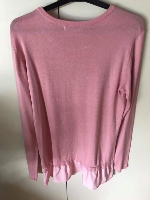 Różowy sweter z falbanką S