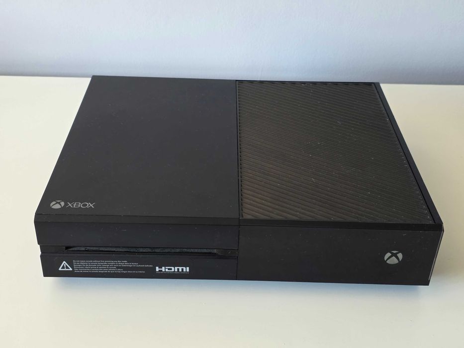 Konsola Microsoft XBOX One 1TB zestaw
