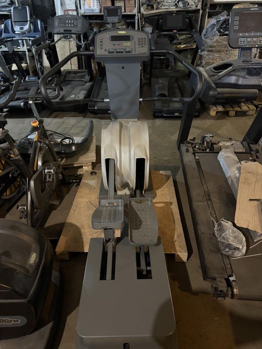 Тренажёр степпер Tectrix Climb Max, Орбитрек  Technogym