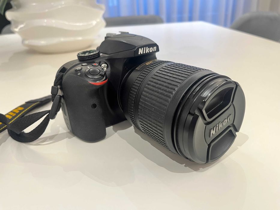 MÁQUINA FOTOGRÁFICA NIKON D3400 + Objetiva 18-105mm