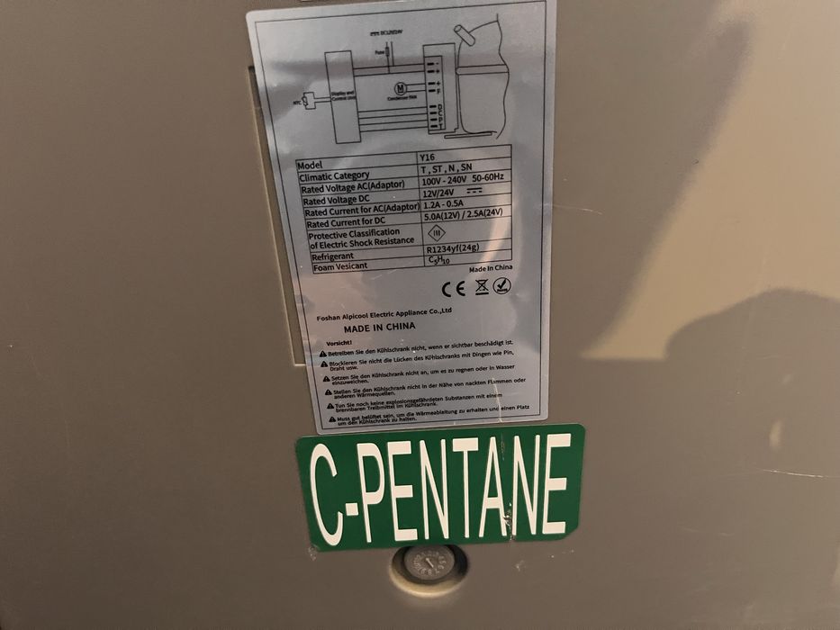 Lodówko zamrażarka kompresorowa turystyczna  samochodowa bluetooth usb