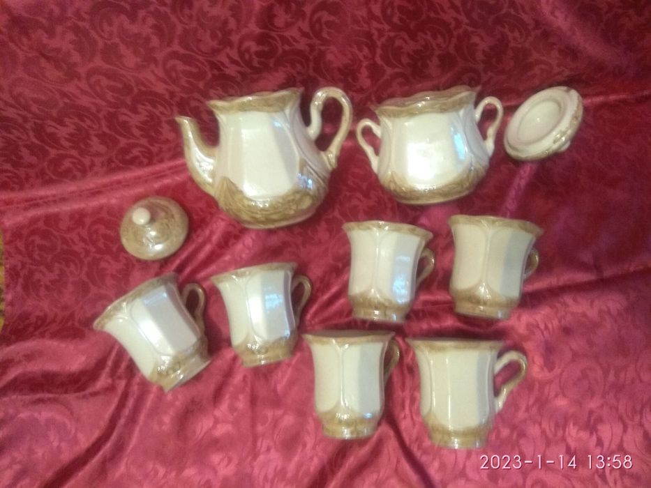 Чайный сервиз на 6 персон