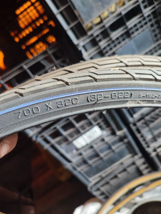 Скати на дорожний велосипед Індонезія