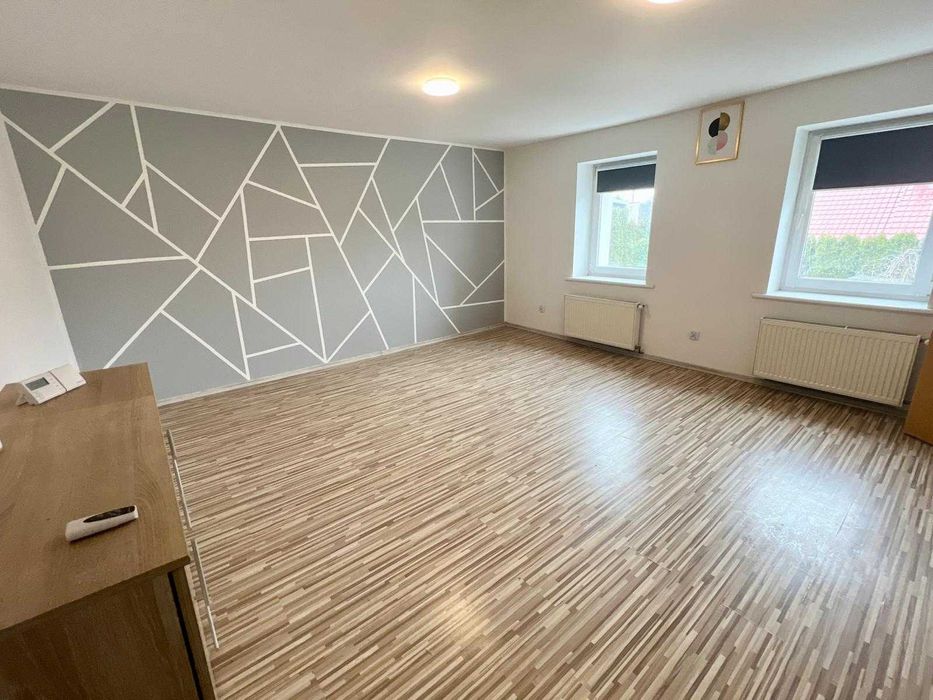 Kawalerka po remoncie z ogródkiem.