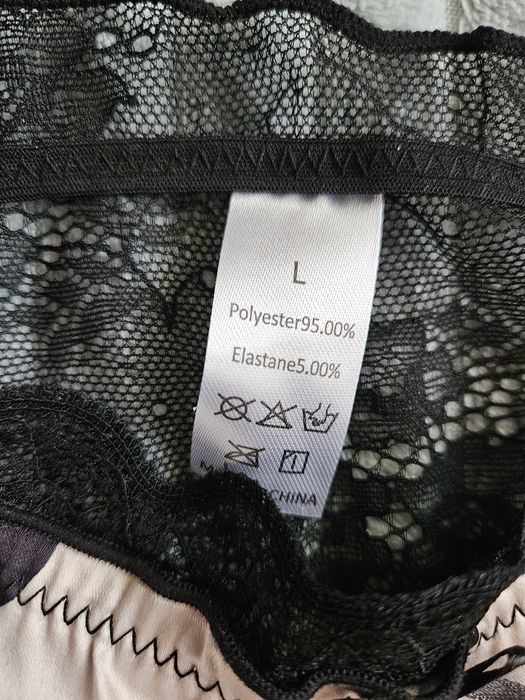 Majtki damskie z koronką