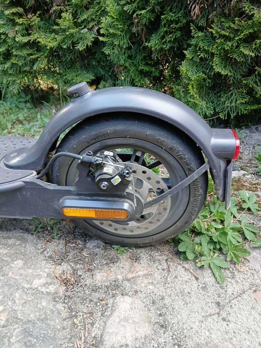 Pilnie sprzedam hulajnogę elektryczną Mi Pro2