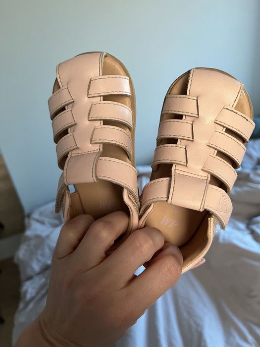 Sandałki H&M 20/21 super stan
