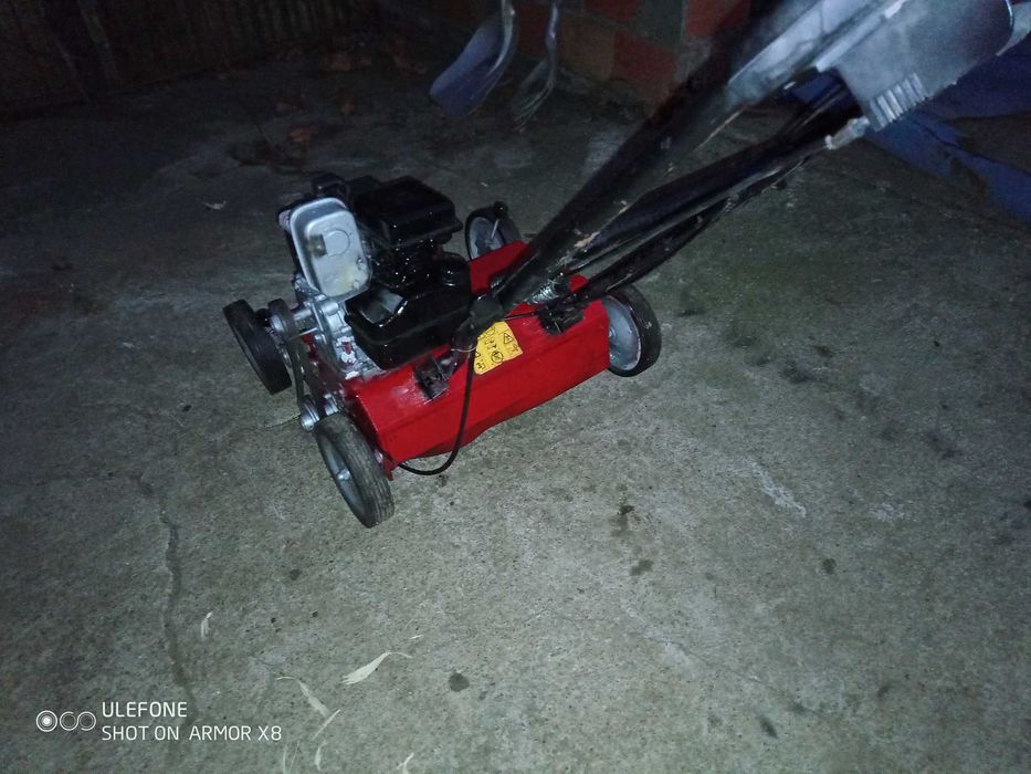 Escarificador\escariador de relva