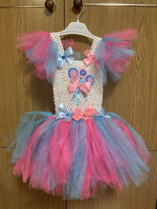 Новорічні костюми ляльки та цукерки прокат 4-5 років