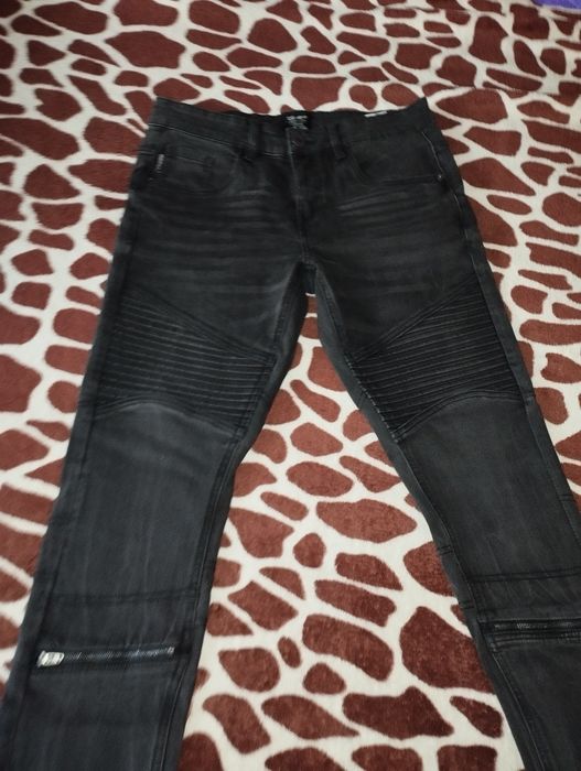 Мужские молодежные джинсы новые