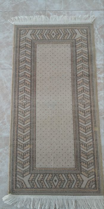 Tapete 125 cm X 57 cm