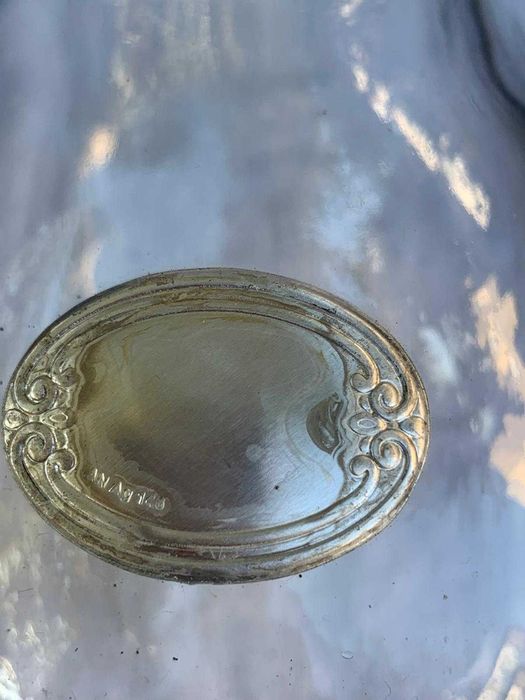 Caneca em vidro com detalhe em Prata