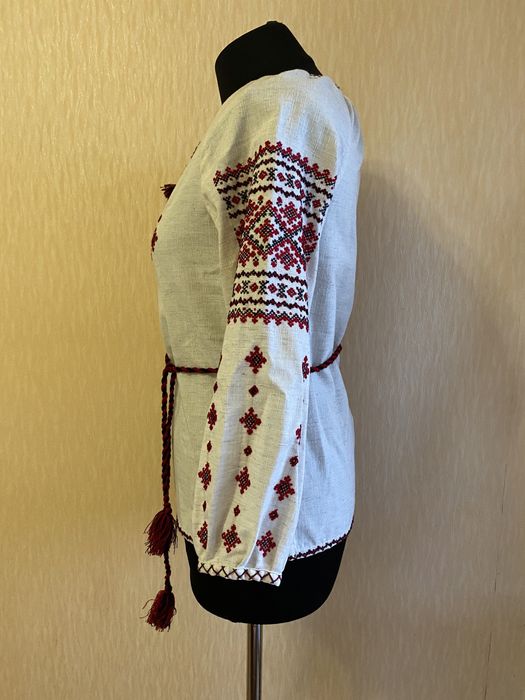 Вишиванка національний одяг льняна нова