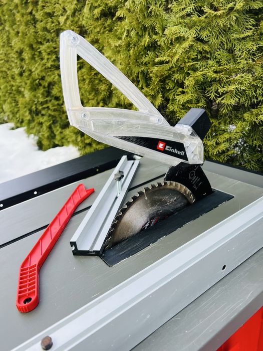 Пила Циркулярна Стаціонарна Einhell TC-TS 2225 U