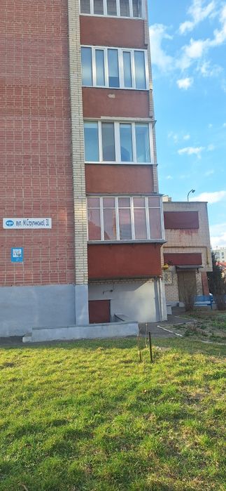 Продаж квартири (цегла)