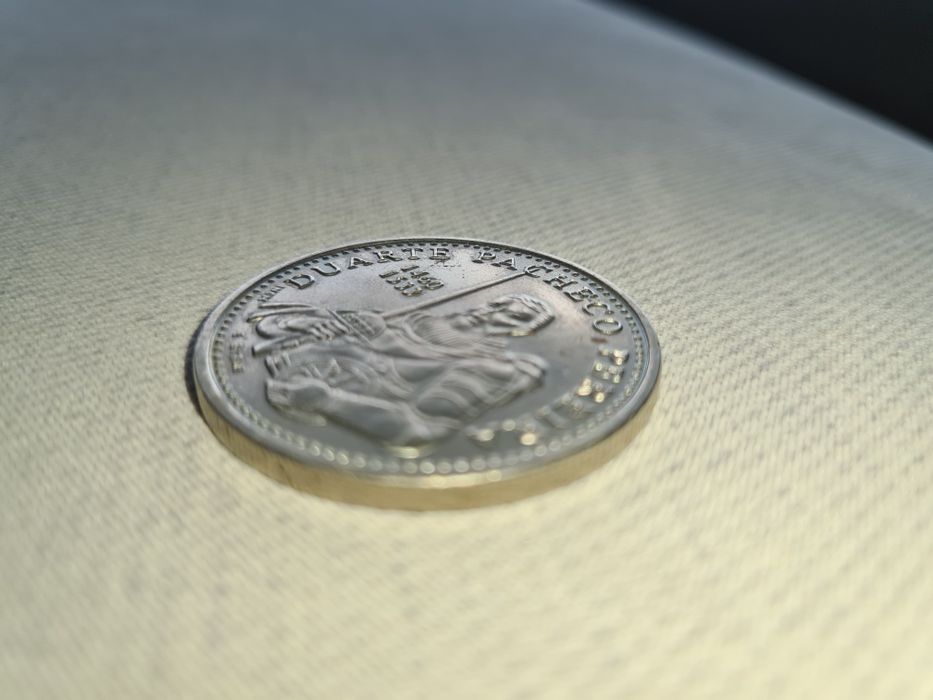 Moeda de 200 escudos de edição especial