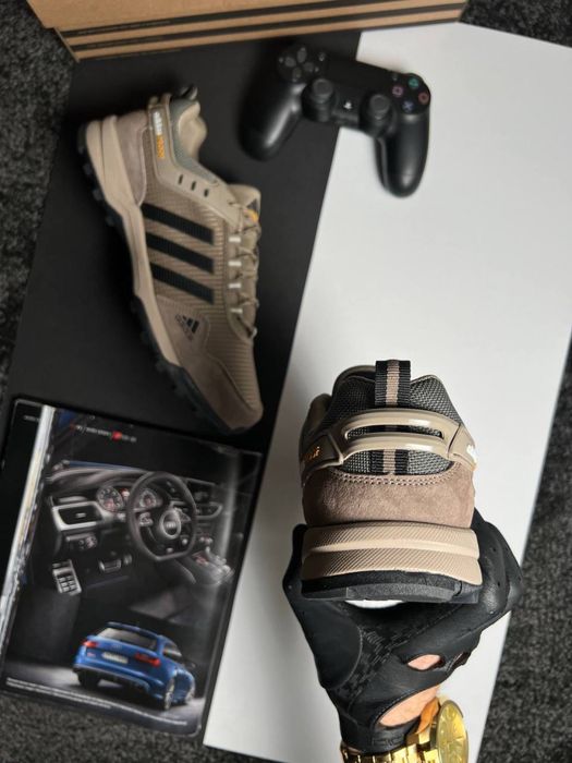 Чоловічі кросівки адідас Adidas Climaproof Brown Beige [41-45]