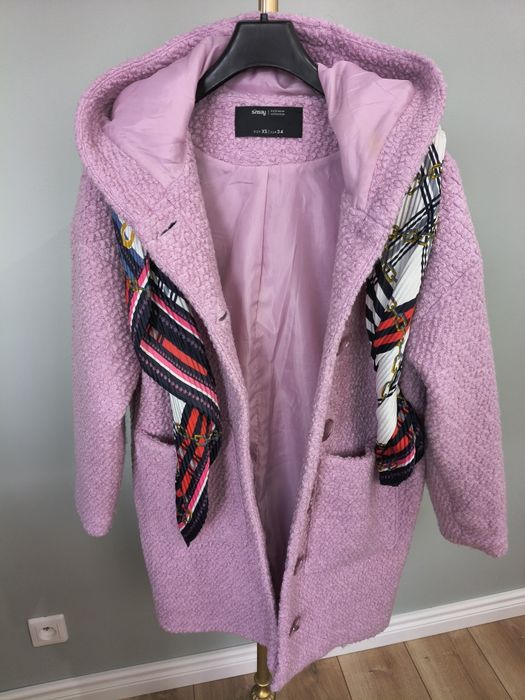 Modny płaszcz wiosenny