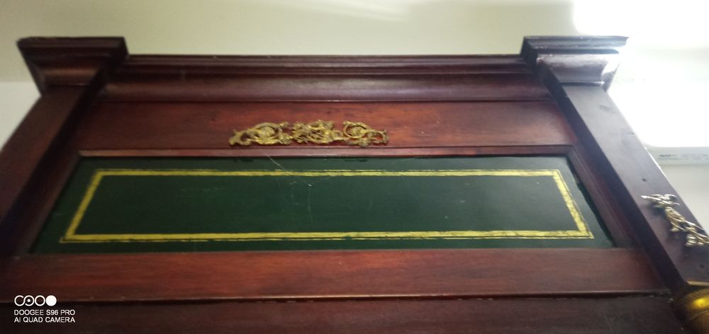 Very Old Mirror64862257858561125