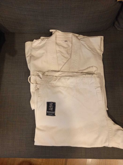 Karate-Gi, Kimonos Karate ARAWAZA