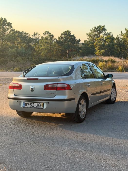 Renault Laguna 1.6 (Gasolina) Apenas 110.000 km