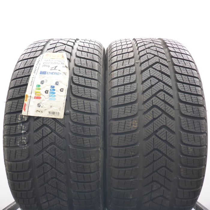Opony 255/35/18 Pirelli 255/35R18 M0 Zimowe 2016/21 Nieużywane