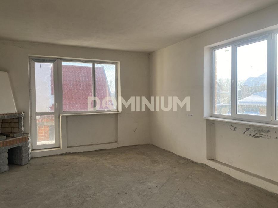 Продається новобудова у м. Хуст