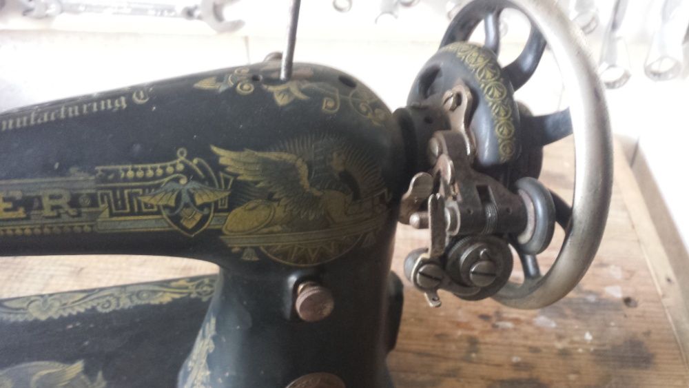 Máquina Costura Singer Antiga