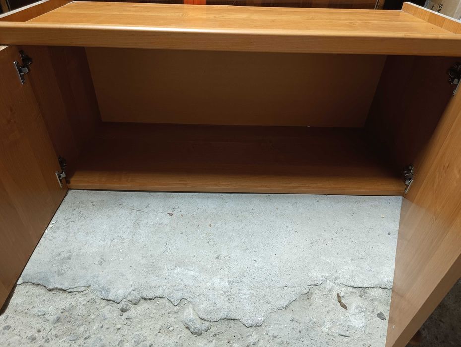 Szafa do przedpokoju z lustrem