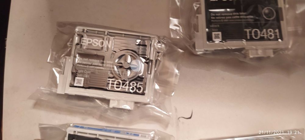 Tinteiros Epson, novos, originais e embalados, pela melhor oferta.