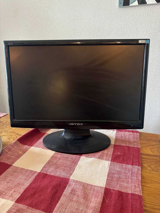 Мониторы 19" ЖК  19" Hanns.G HH181 19" Samsung Широкие. ОПТ