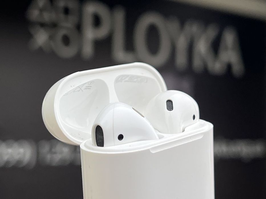 AirPods від Ployka