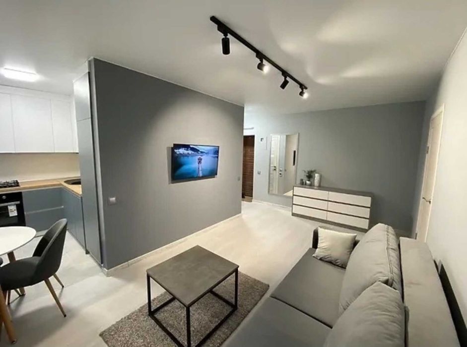 Продається 2-кімнатна квартира в районі Центрального ринку Н1