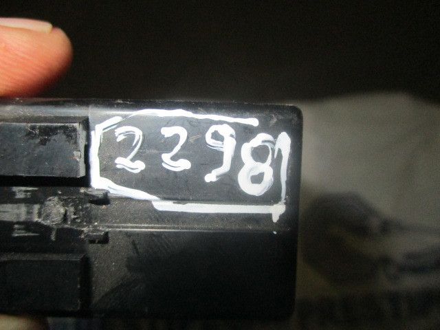 Centralina do fecho central MAZDA 626 V Hatchback (GF)