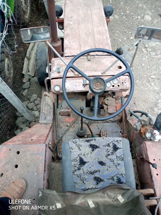 Продам трактор т25