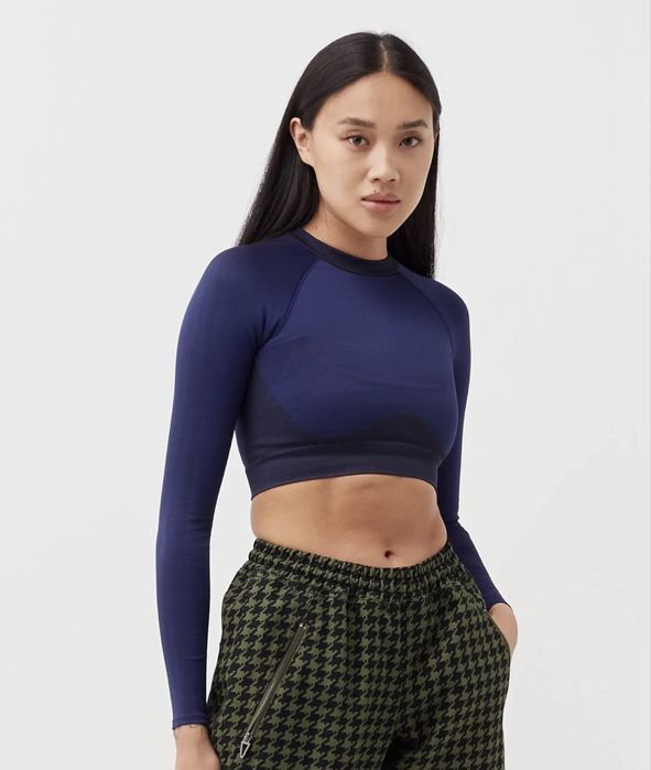 Спортивний топ. Топ adidas x ivy park. Рашгард. Топ для тренировок