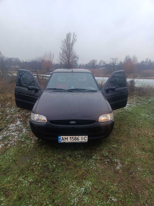 Форд Ескорт Оріон