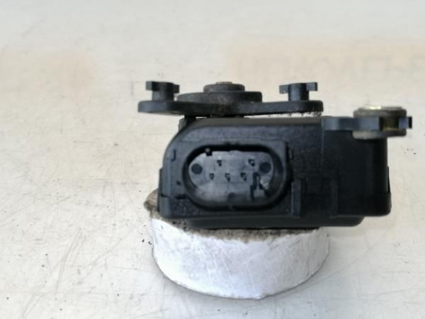 Motor da comporta da sofagem AUDI A4 (8D2, B5)