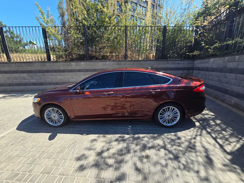 Авто Ford Fusion 2014