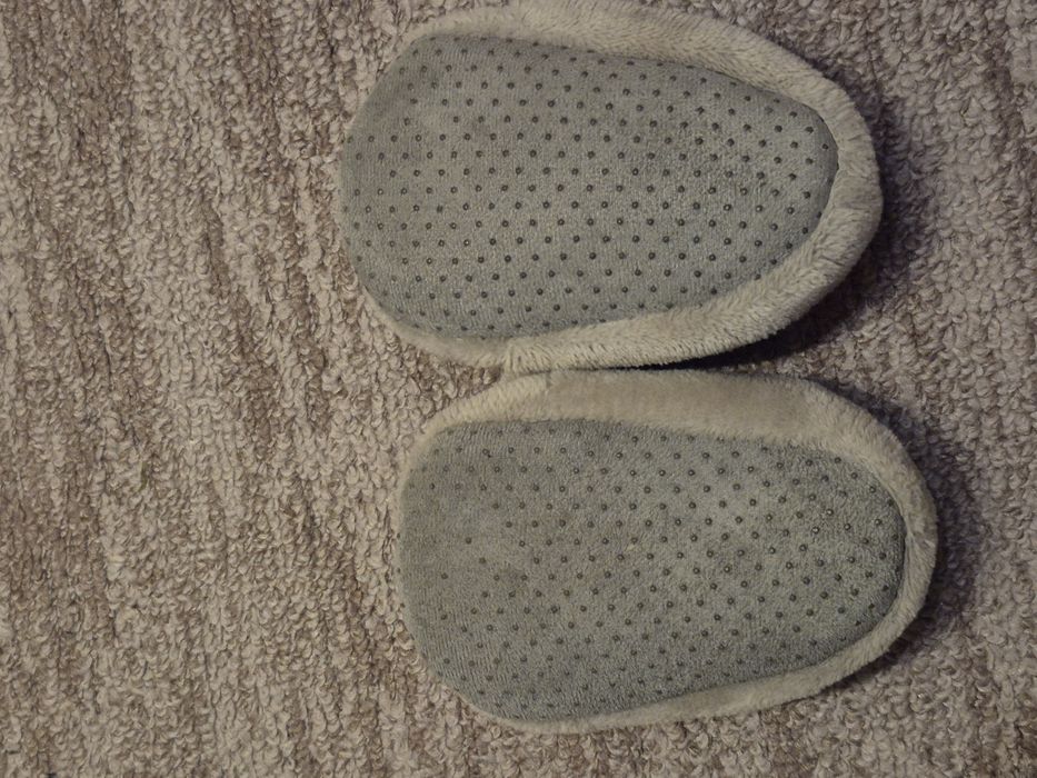 Kapcie rozmiar 22/23