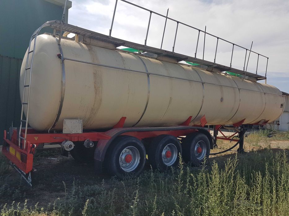 Cisterna reboque