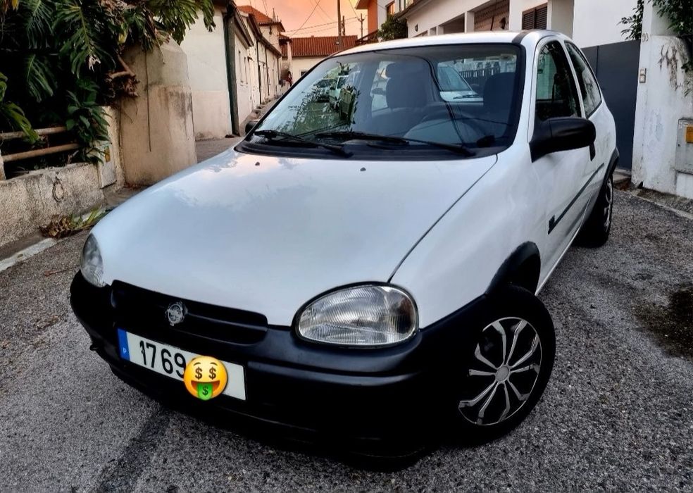 Opel Corsa B gasolina