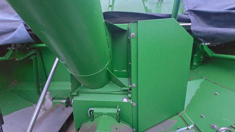 John deere S680i