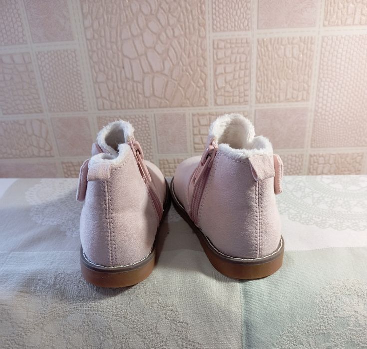 Ботинки для девочки