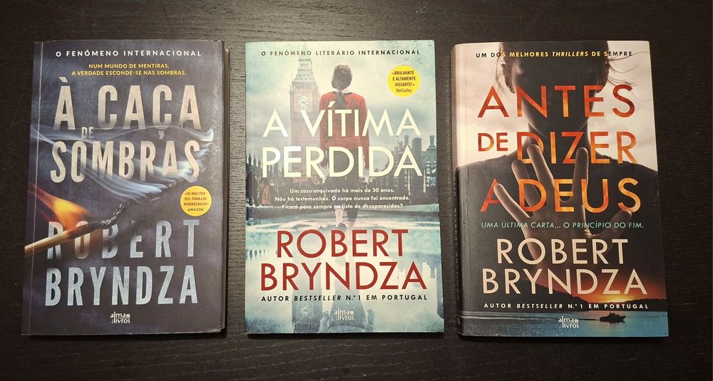 Robert Bryndza À caça de sombras/A vítima perdida/Antes de dizer adeus