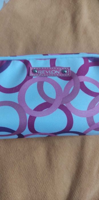 Conjunto para produtos de cosméticos e higiene da revlon