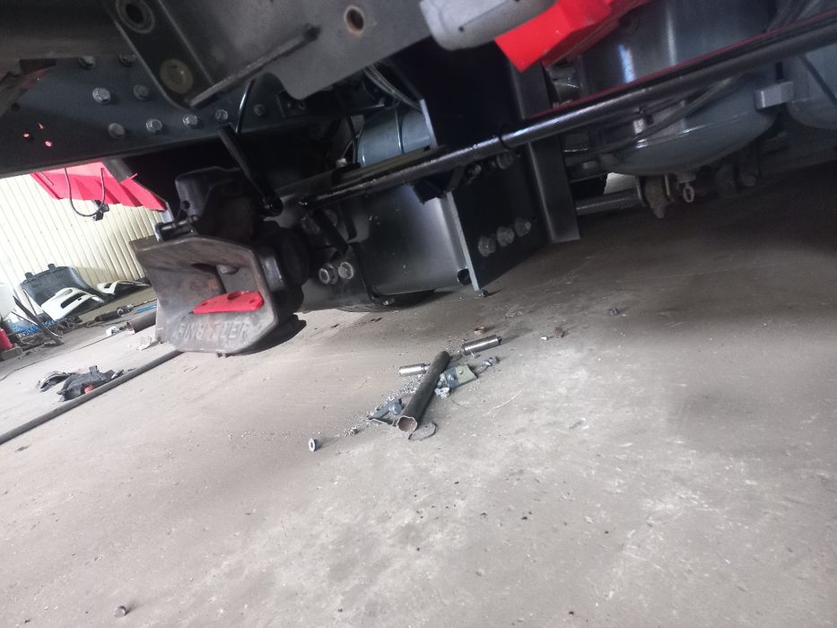 Фаркоп,сцепное устройство,кронштейн фаркопа, траверса,тандем